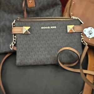 Michael Kors Karla East West Brown Leather Crossbody Wallet Women's EUC